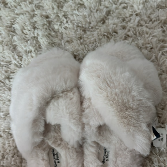 Abercrombie Slippers - Picture 5 of 5